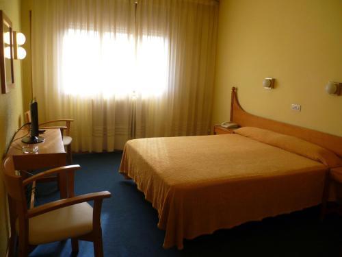 Hotel Pradas Jaca Ngoại thất bức ảnh